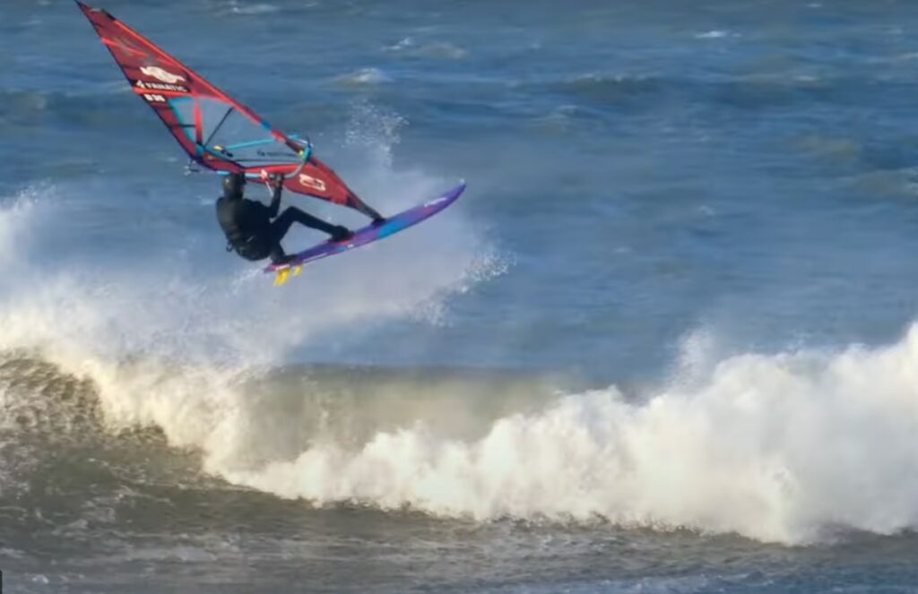 Mads Bjørnå Hanstholm Cold Hawaii windsurfing wave