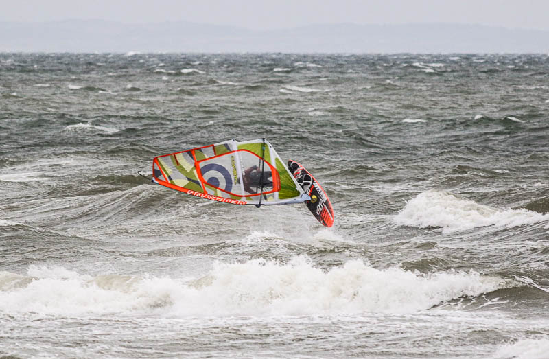 Saksild Strand windsurfing