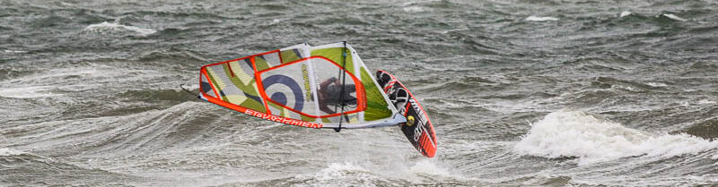 Saksild Strand windsurfing