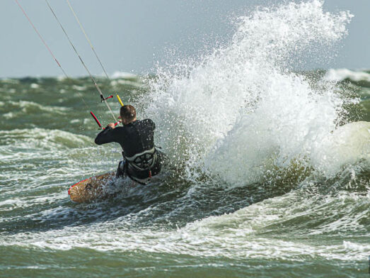 Kitesurfing Martin Henriksen